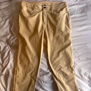 Lululemon 36W / 34L Utilitech ABC Classic Fit 5 Pocket Pant, Trench